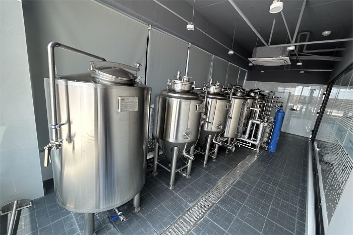 精釀<a href=http://www.vista-photo.cn/ target=_blank class=infotextkey>啤酒設備</a>-山東天泰啤酒設備